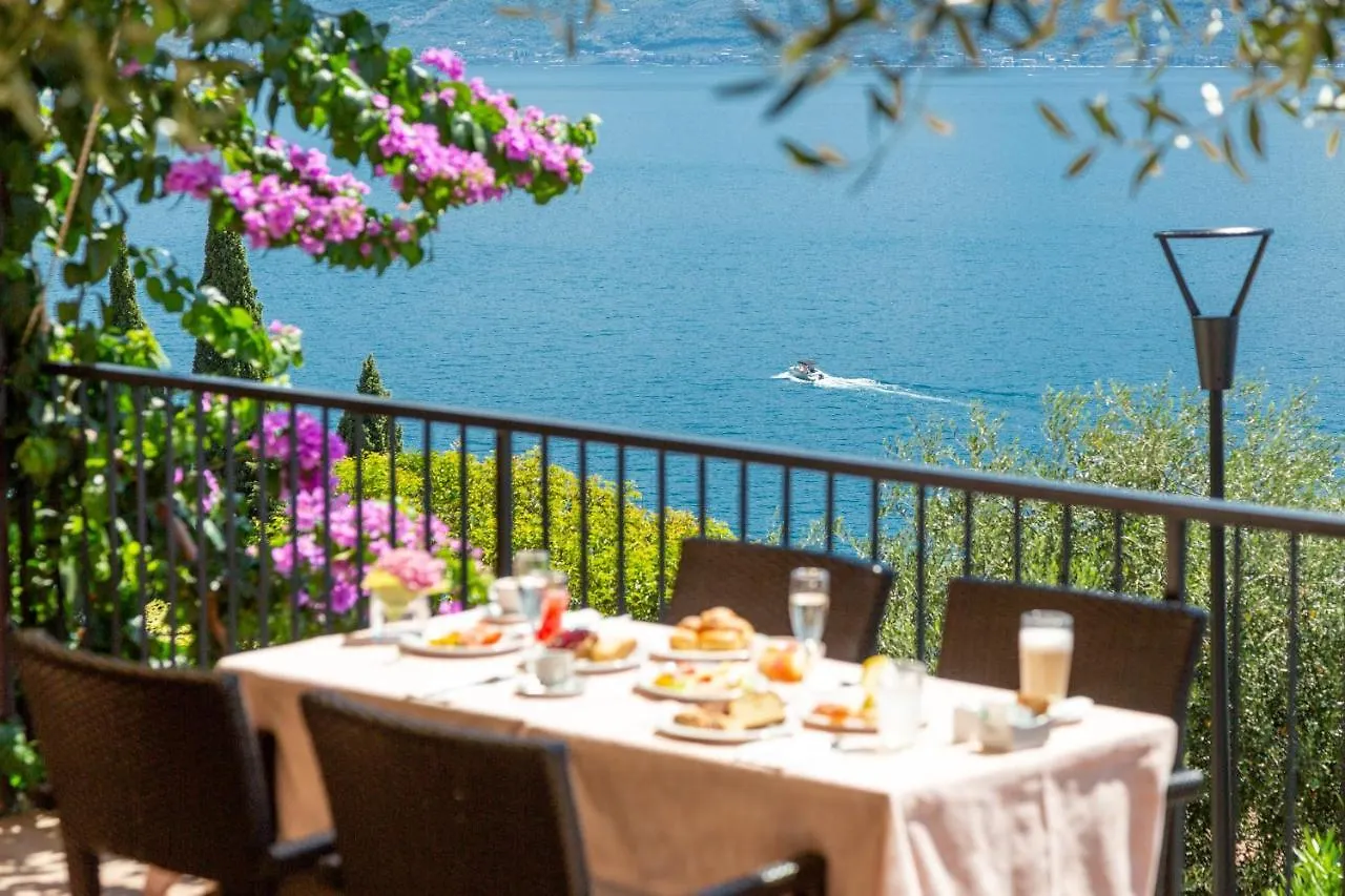 Hotel Meandro - Lake View Gargnano