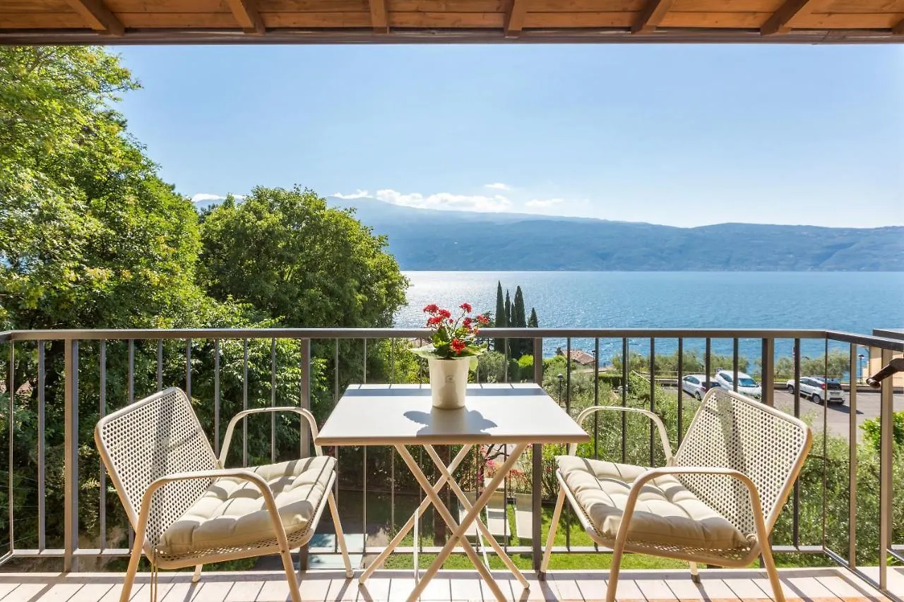 Hotel Meandro - Lake View Gargnano