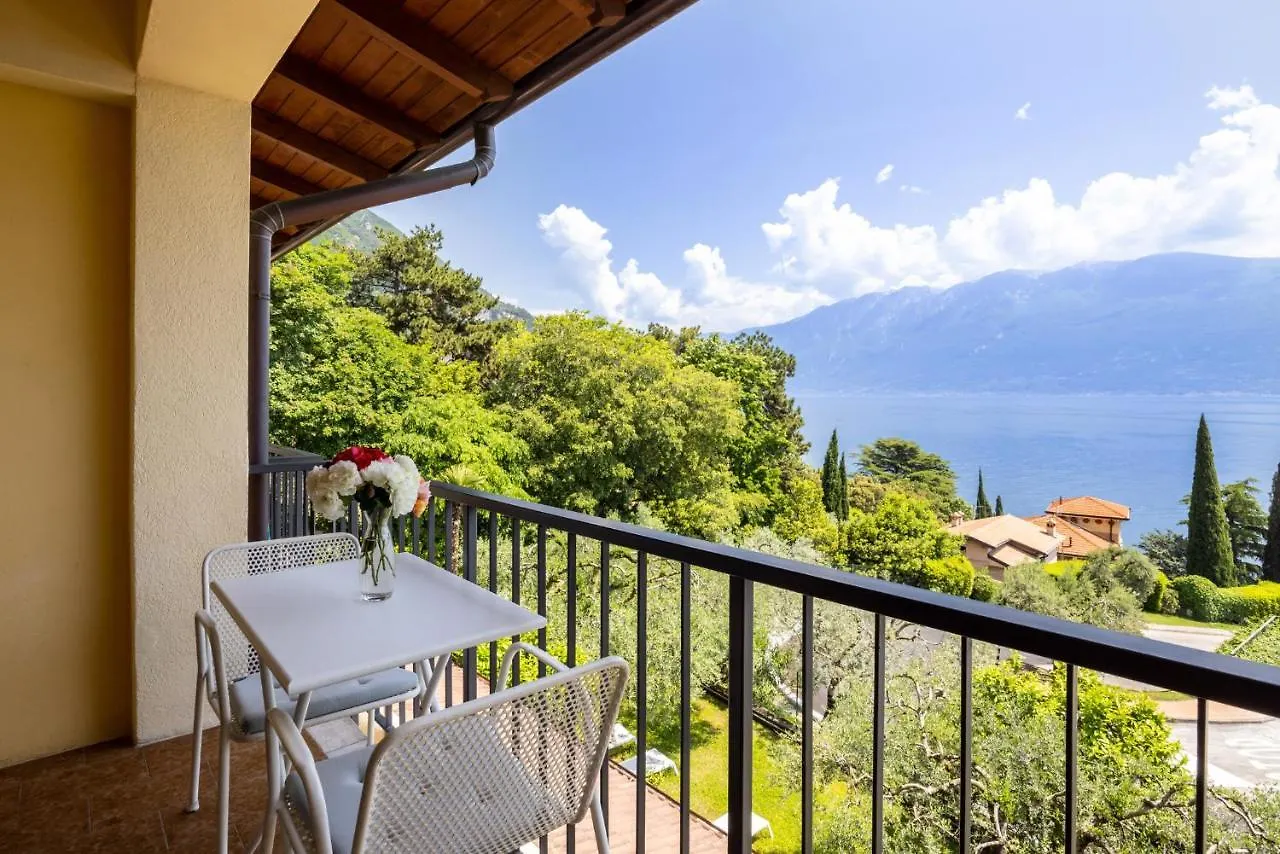 Hotel Meandro - Lake View Gargnano