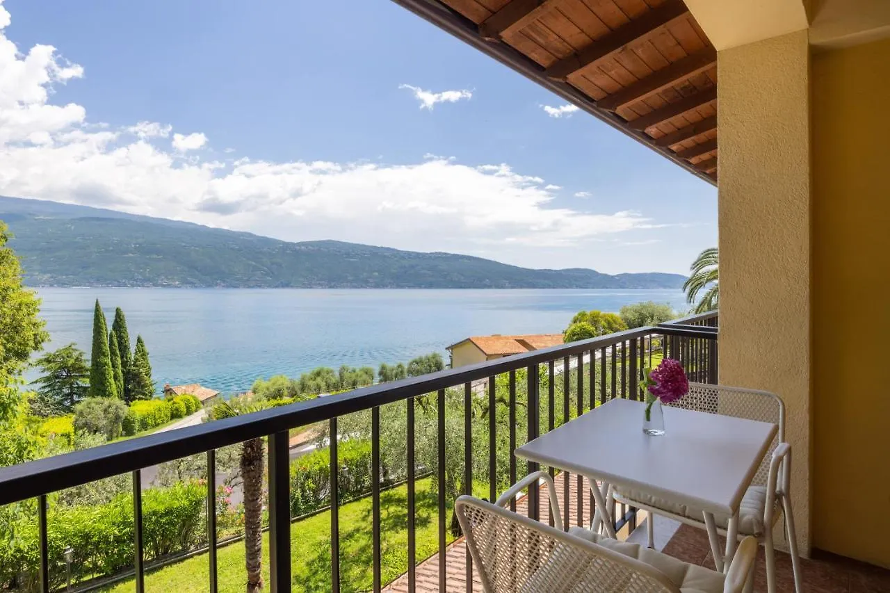 Hotel Meandro - Lake View Gargnano