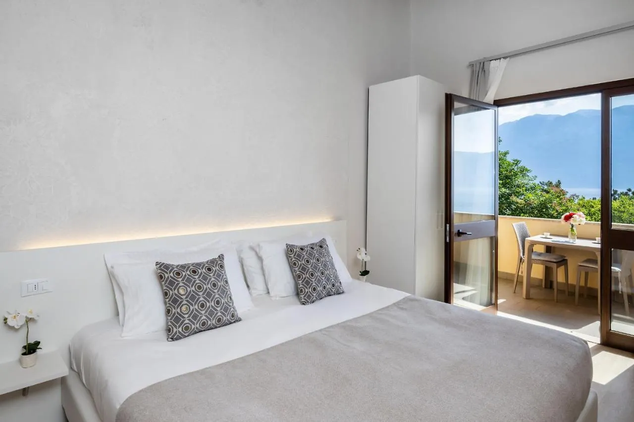 Hotel Meandro Gargnano