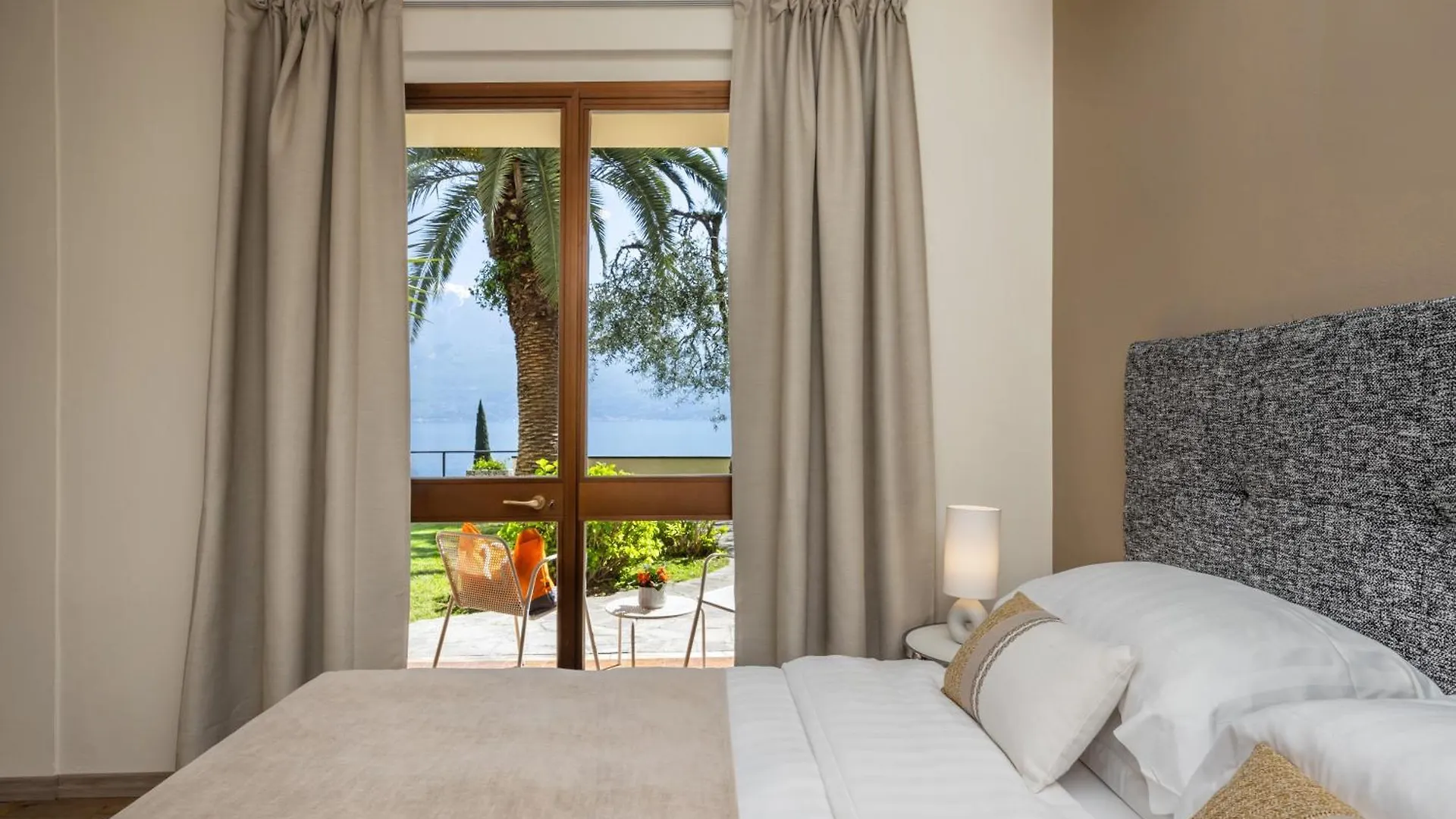 Hotel Meandro - Lake View Gargnano