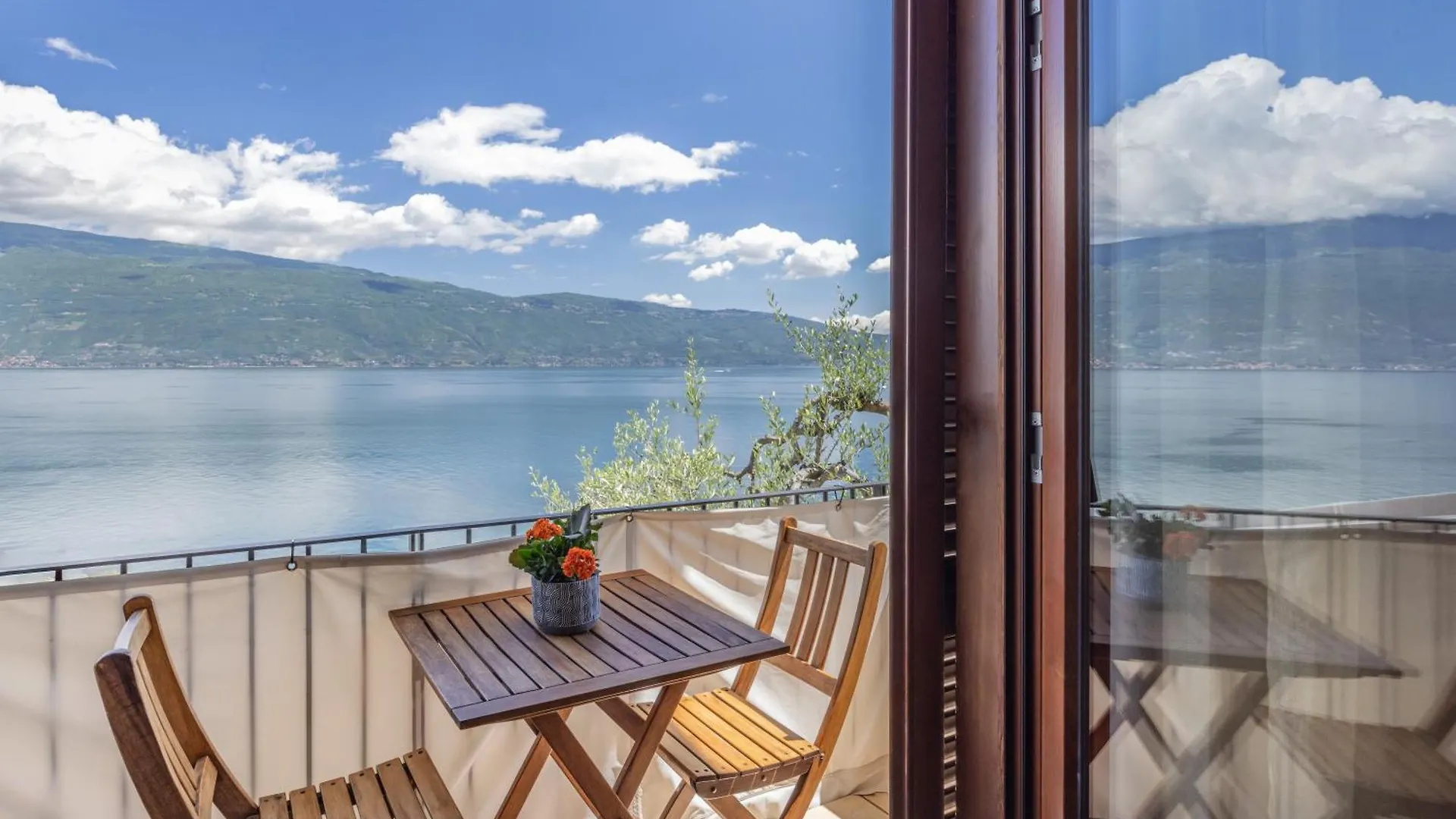 Hotel Meandro - Lake View Gargnano 4*,