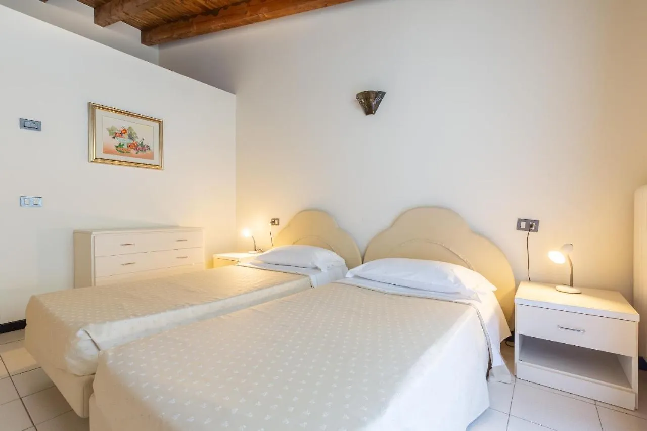 Hotel Meandro - Lake View Gargnano Ιταλία