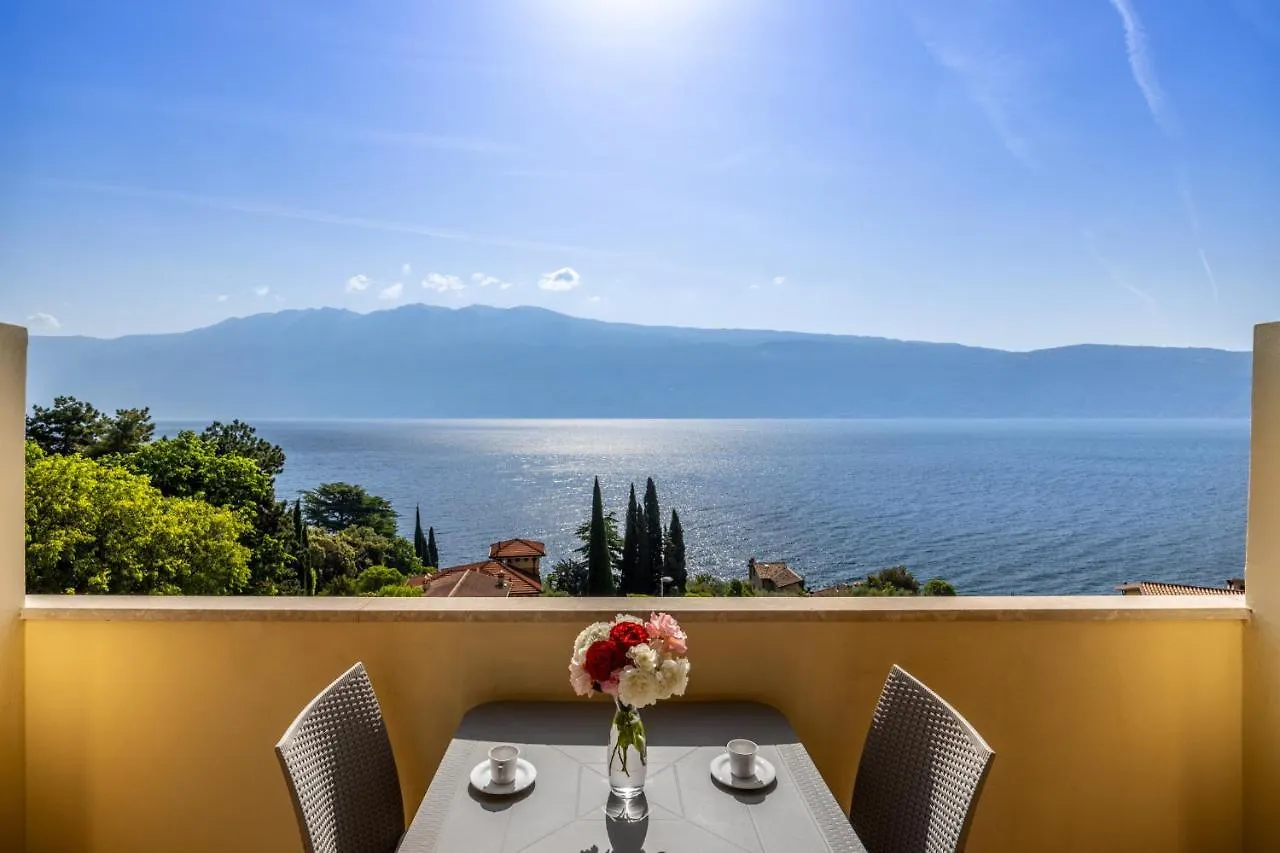 Hotel Meandro - Lake View Gargnano Ιταλία